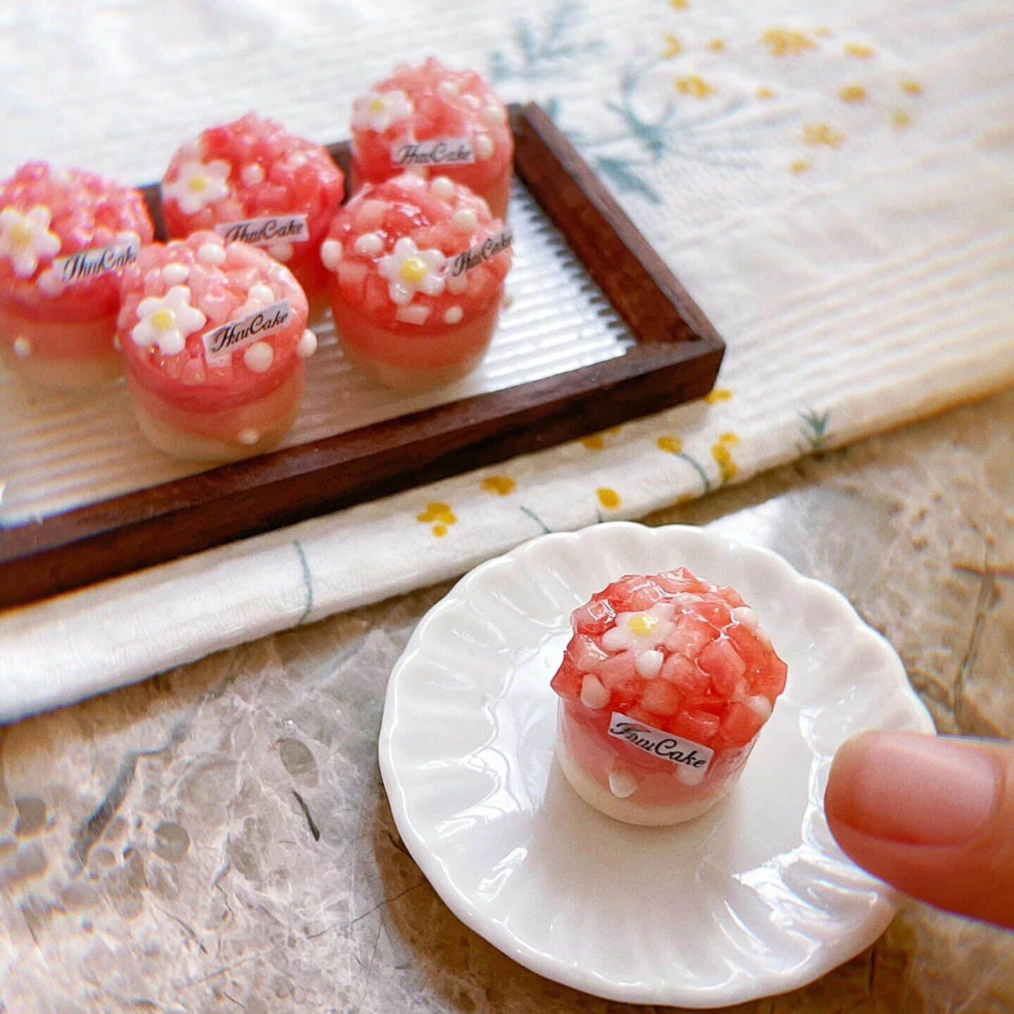 Miniature Clay Watermelon Jam Cake 1/12 Scale Dollhouse Drink Food. Handmade from clay, this delicious little dessert would make a lovely addition to the dolls house kitchen or cafe scene! Suitable for Blythe, Barbie, Paola and other dolls with a height of 25-40cm (10-15.8 inches).