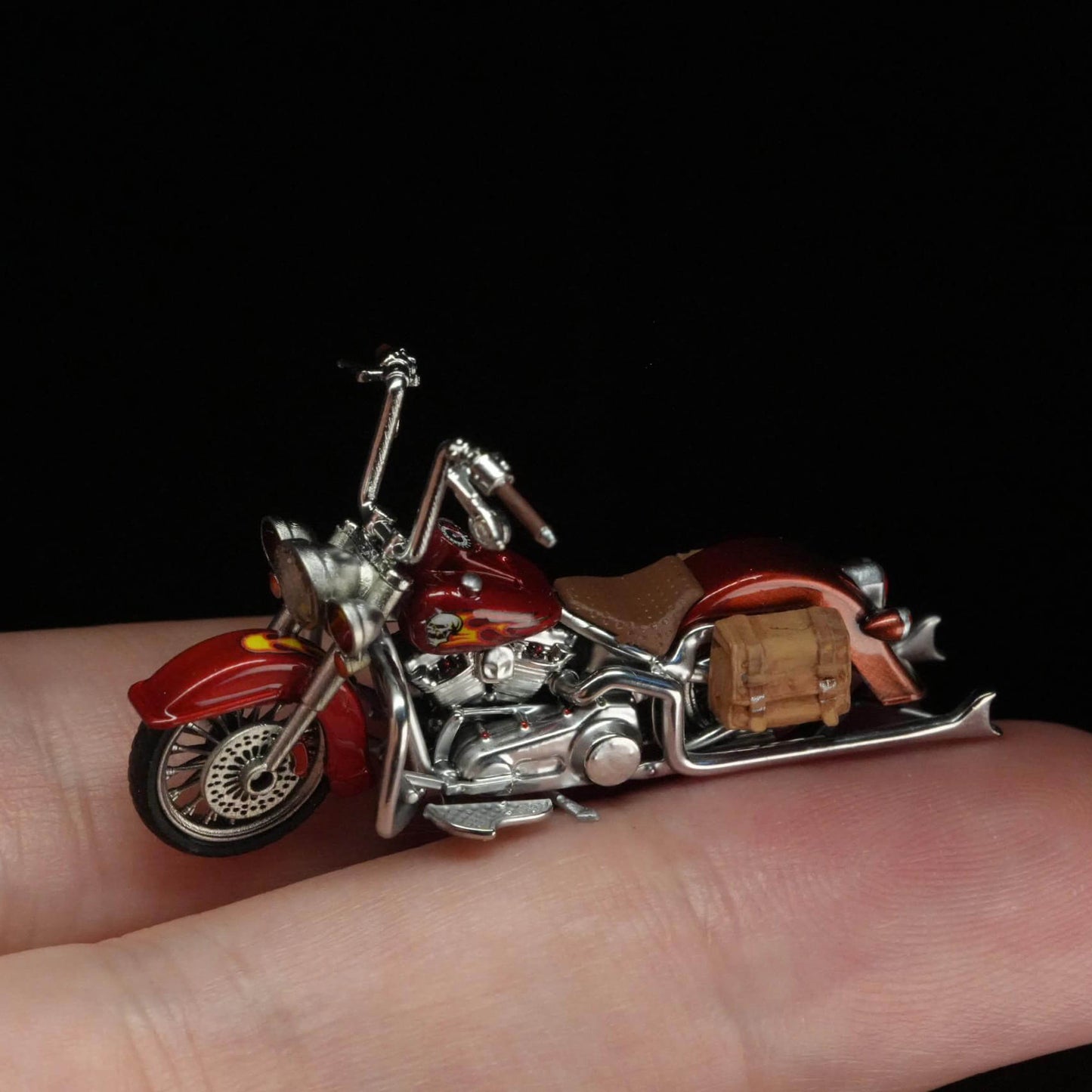 Hand painted, each piece is unique! The real thing is super beautiful and cute. Perfect for decorating dollhouses of all sizes! Material: Resin Size: Unpainted $29 (The unpainted model needs to be painted and assembled by yourself.) Painted $79.99