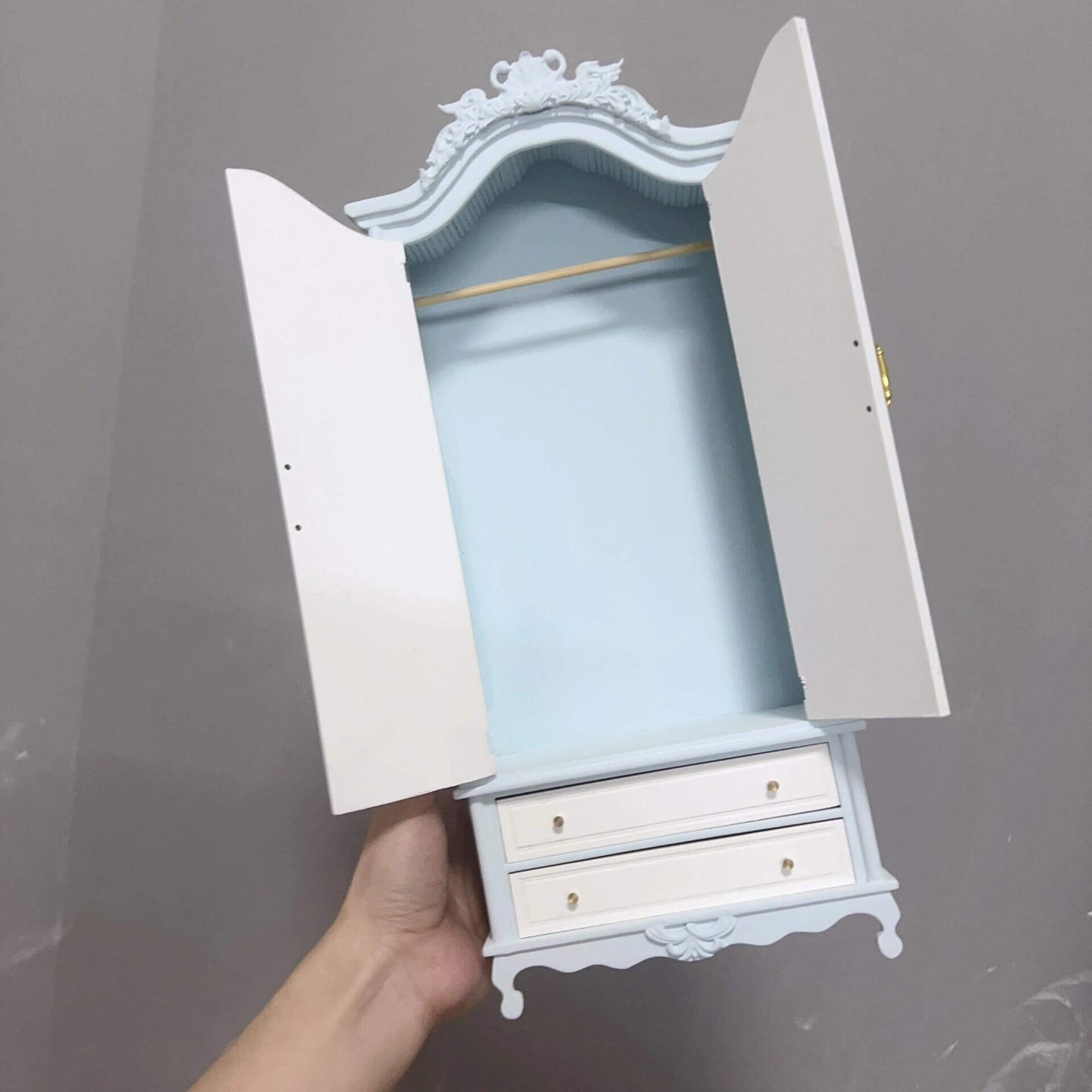 As you can probably tell, I specialise in dollhouse furniture that is the opposite of run-of-the-mill, and your piece will be deliberately designed to be a real statement of YOUR unique personality. Miniature Furniture for 1/6, 1/12 scale dolls, dollhouse, bedroom.