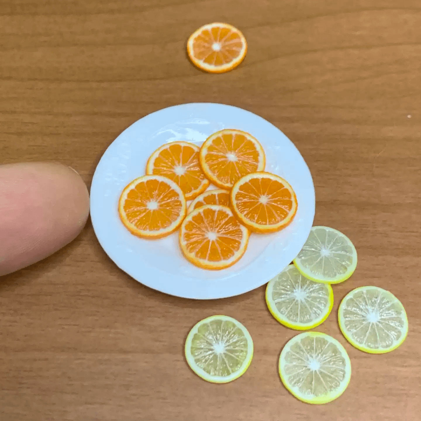 This miniature fruit Slice of Orange would be a wonderful addition to any doll's house kitchen or dining room table. Miniature fruits for dollhouse. Miniature Slice of Orange handmade from clay. Miniature fruits in 1/6 and 1/8 scale can be used in doll kitchen, doll grocery store, doll food, collection, diorama decoration.