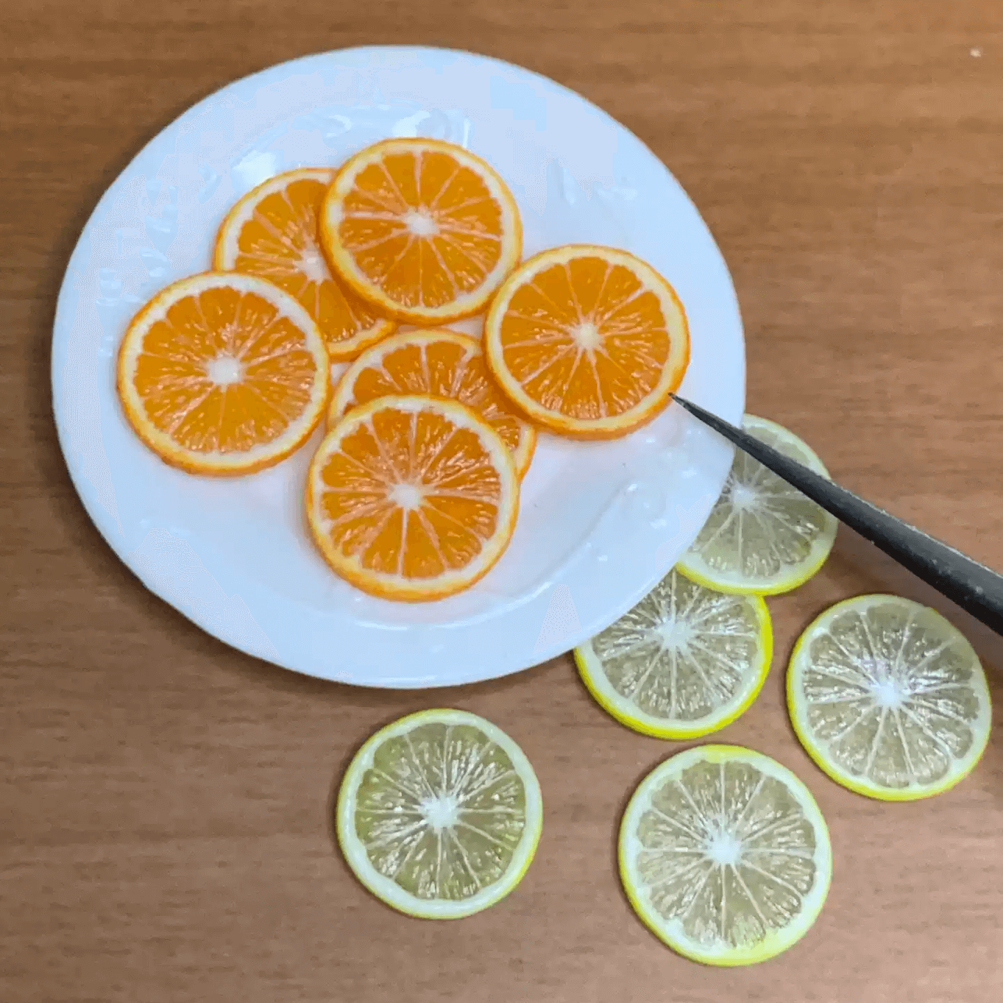 This miniature fruit Slice of Orange would be a wonderful addition to any doll's house kitchen or dining room table. Miniature fruits for dollhouse. Miniature Slice of Orange handmade from clay. Miniature fruits in 1/6 and 1/8 scale can be used in doll kitchen, doll grocery store, doll food, collection, diorama decoration.