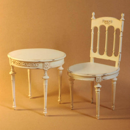 Vintage Shabby Chic style carved and white painted dollhouse chairs of very elegant proportions, the backs made with finely turned and circular pilasters. Color/ Finish: White Styles: Vintage Shabby Chic Type: Back Chair Scale: 1/6 Miniature Furniture for all dollhouse, roombox, bedroom, kitchen, dining room.