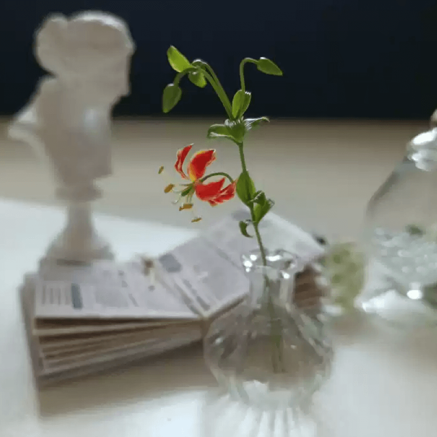 Miniature Flame Lily Bunch Handmade Clay Flower Bouquets