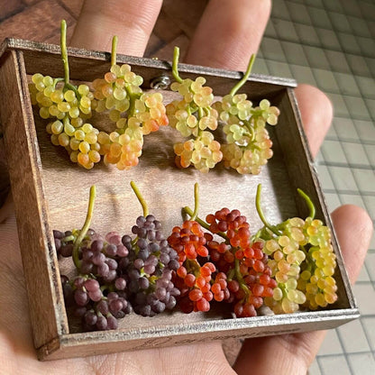 Miniature fruits for a dollhouse. Miniature fruits made of clay. Miniature fruits in 1/6 and 1/8 scale can be used in doll kitchen, doll grocery store, doll food, collection, diorama decoration. Size: A bunch of grape 2 cm / 0.79in