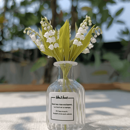 Lily of the valley (Convallaria majalis) is a shade-loving perennial with bell-shaped flowers that makes a good ground cover.  Scale: 1:6; 1:12  Material: Handmade from Clay  Size: 1 Stem