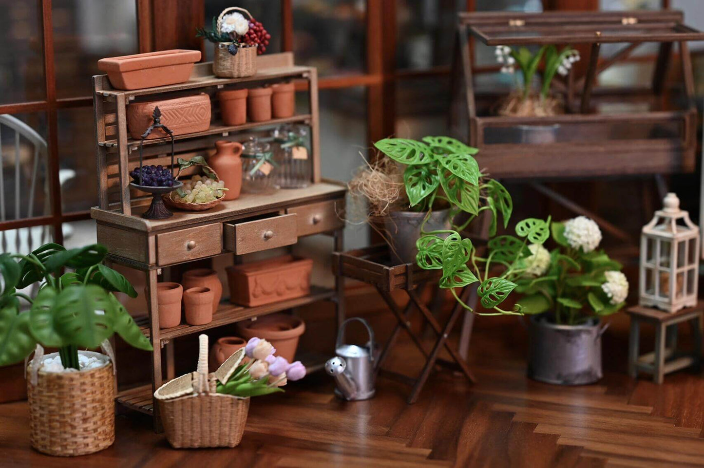 This miniature potting bench provides ample space for potting your dollhouse plants. A practical way to prepare your plants at worktop height helping to keep mess to a minimum. Default Color/ Finish: Brown Material: Wood Scale: 1/6 (14.4×4.2×18.7cm / 5.67×1.65×7.36in)