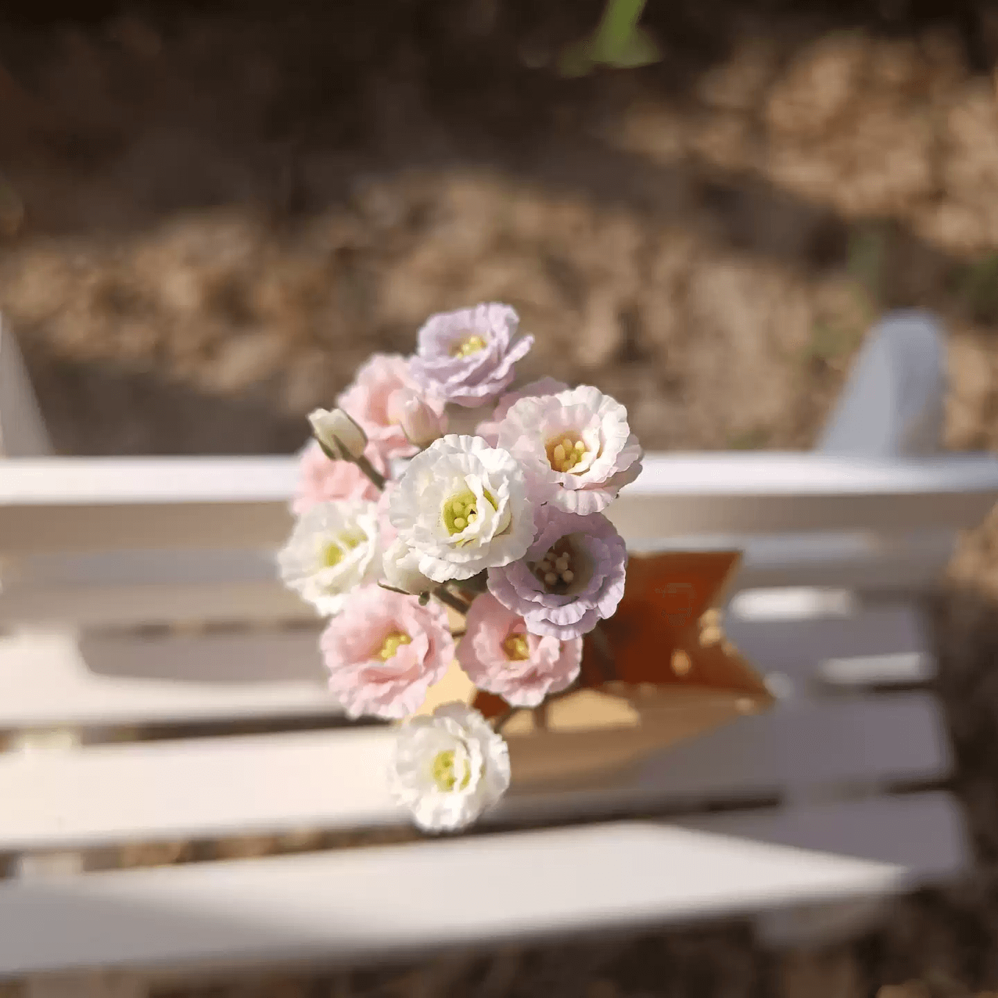 Eustoma russellianum, is a species of flowering plant in the gentian family. Its previous binomial name was Eustoma grandiflorum. Miniature for dolls, dollhouses, roomboxes. Suitable for Blythe, Barbie, Paola,and other dolls with a height of 25-40cm (10-15.8 inches). Scale: 1:6; 1:12 Material: Handmade from Clay