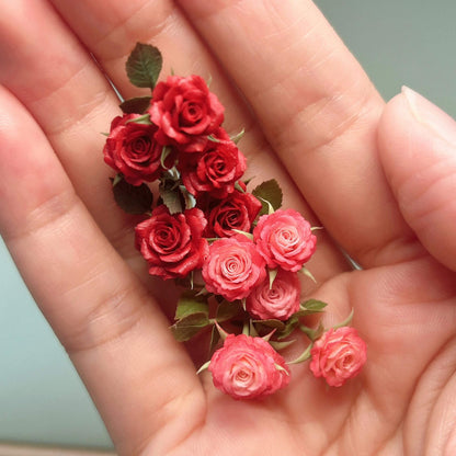 Miniature for dolls, dollhouses, roomboxes. Suitable for Blythe, Barbie, Paola,and other dolls. Flower diameter: 1cm / 0.39inch Material: Handmade from Clay Colors: Red or Pink