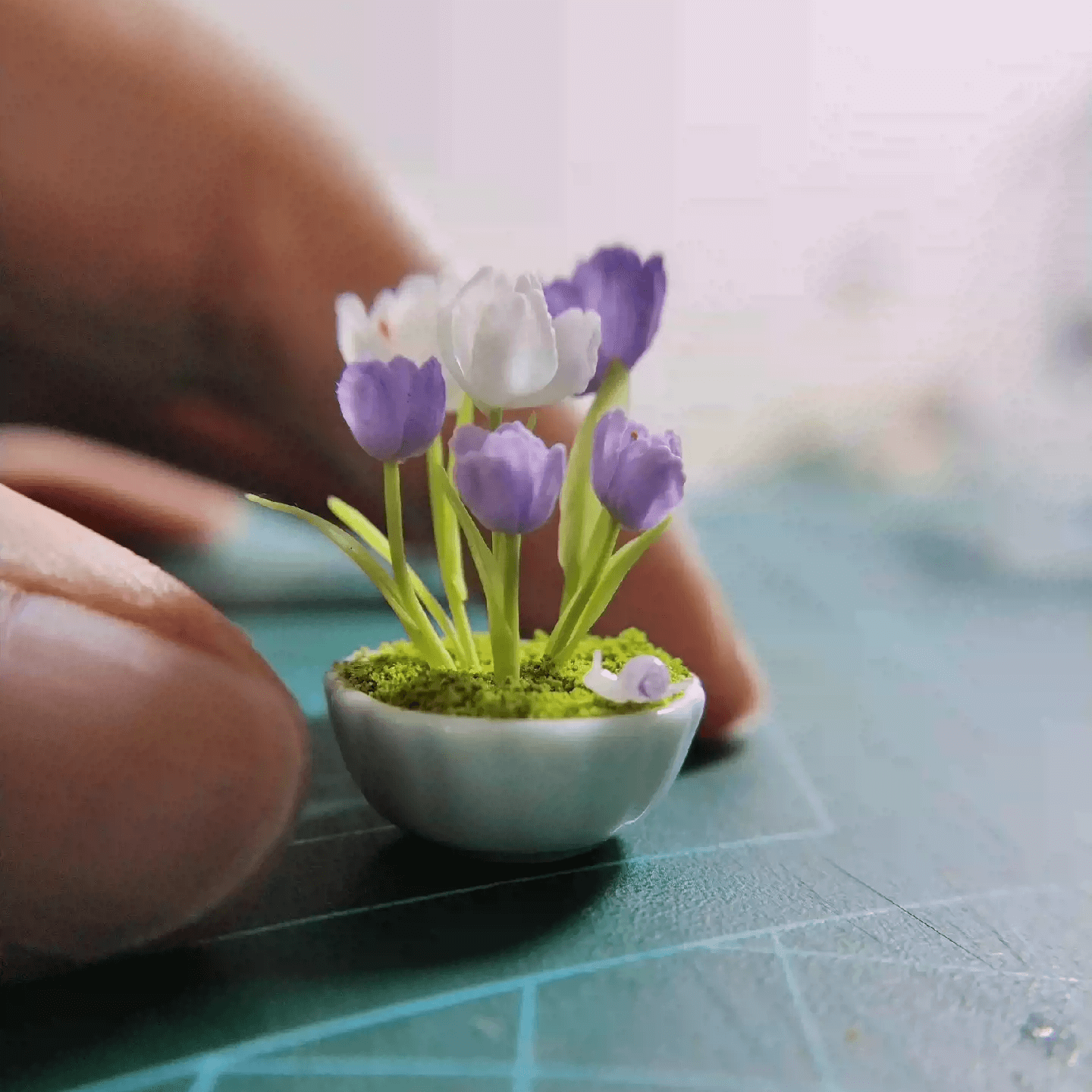 Tulips are erect flowers with long, broad, parallel-veined leaves and a cup-shaped, single or double flower at the tip of the stem.  Material: Handmade from Clay