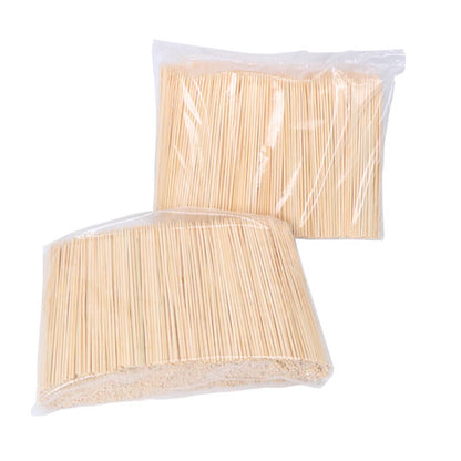 Available in various sizes and quantities to meet diverse needs. Made from natural bamboo, eco-friendly, and durable. Versatile Use: Perfect as toothpicks, BBQ skewers, or craft materials for miniature houses and DIY projects.