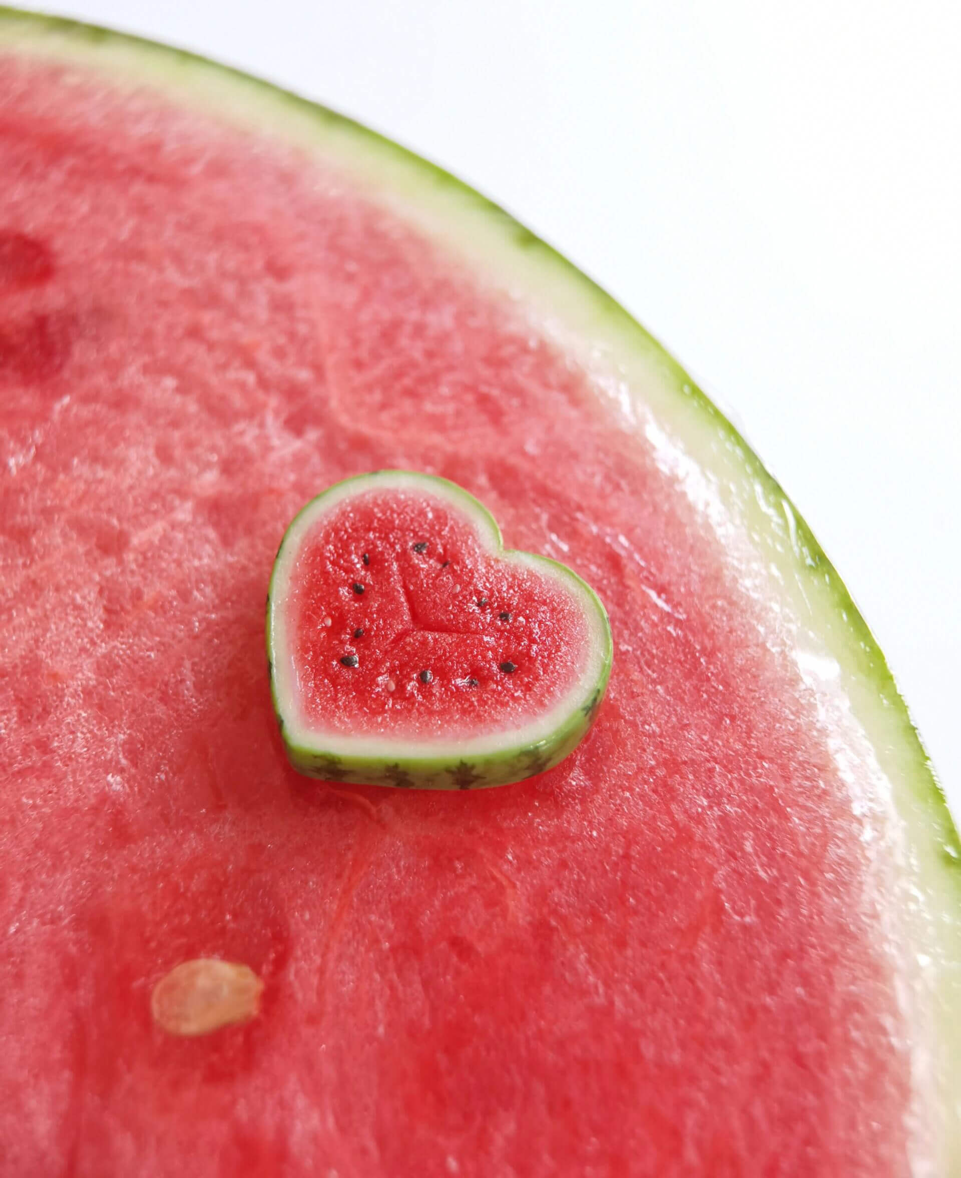 Cute realistic heart shaped watermelon slice necklace with sterling silver chain. The watermelon are made with polymer clay and then finished with a gloss varnish. The necklace are made from high-quality materials and are durable, but should not be put in aggressive environments like excessive moisture, chemicals or perfume.